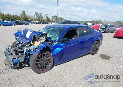 2018 Chrysler 300 Touring z USA, uszkodzony, nr VIN 2C3CCAAG1JH340717